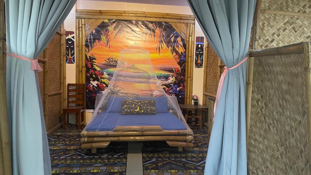 Blue Moon Guesthouse プエルト・プリンセサ エクステリア 写真